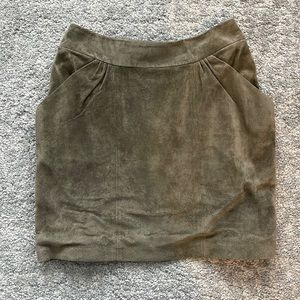 H&M | Size 4 | Suede Mini Skirt with Pockets